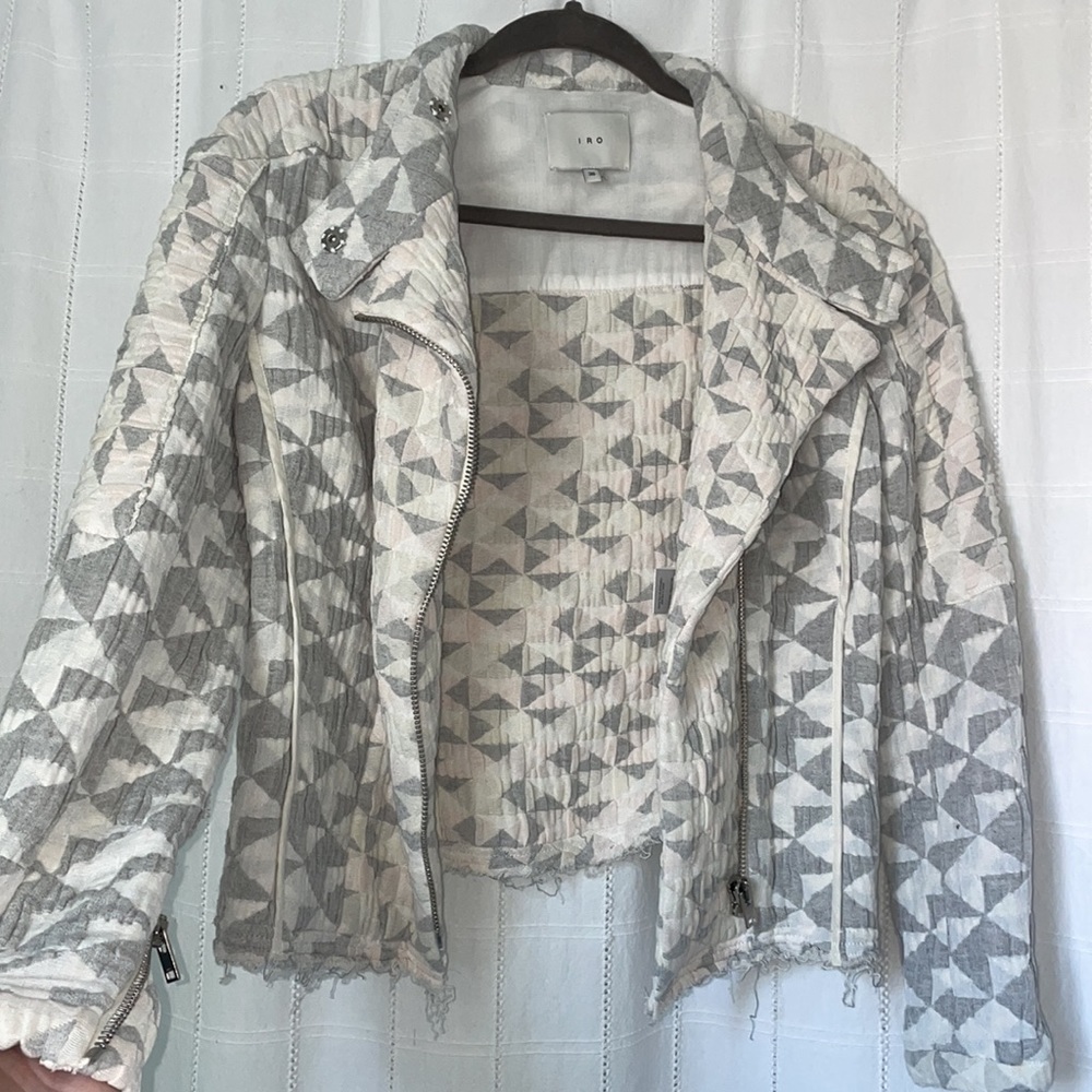 Otavia Asymmetrical Textured knit Zip Geometric Jacket